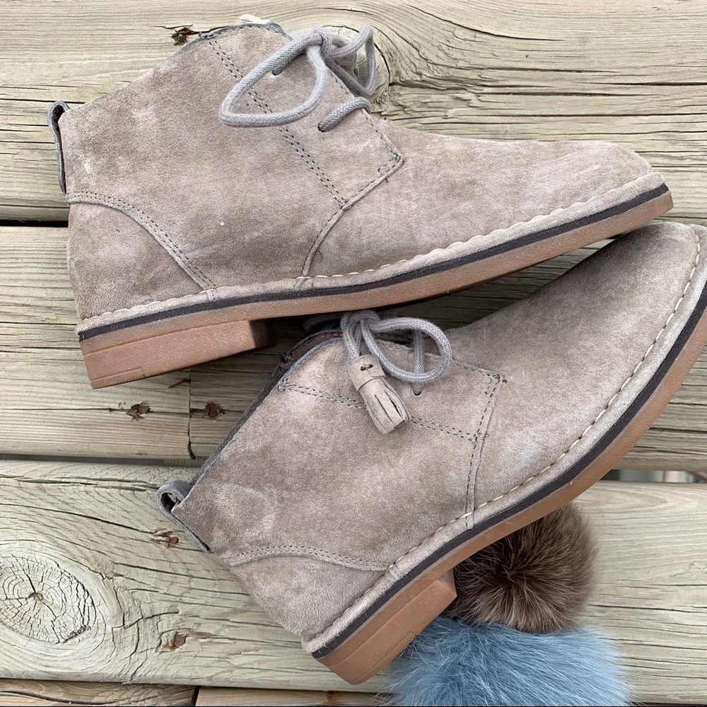 HUSH PUPPIES Cara Catelyn Chukka Boots